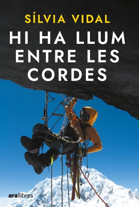 HI HA LLUM ENTRE LES CORDES | 9788411731270 | VIDAL MARTÍ, SÍLVIA | Llibreria Online de Tremp